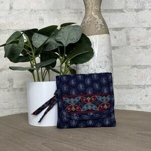 Vera Bradley | Vintage Retired Classic Navy Square Velcro Wallet